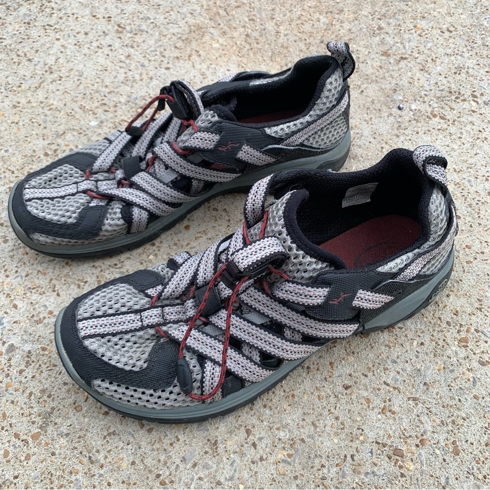 Chaco Outcross Evo 1 Men's Gray Hiking Water Shoes 8